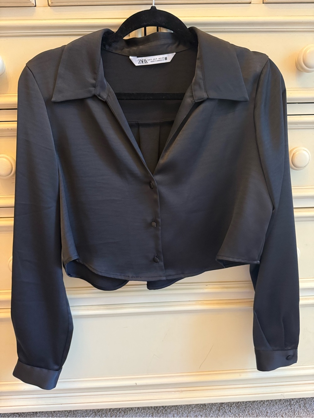 ZARA Charcoal Gray Cropped Button-Front Collar Shirt